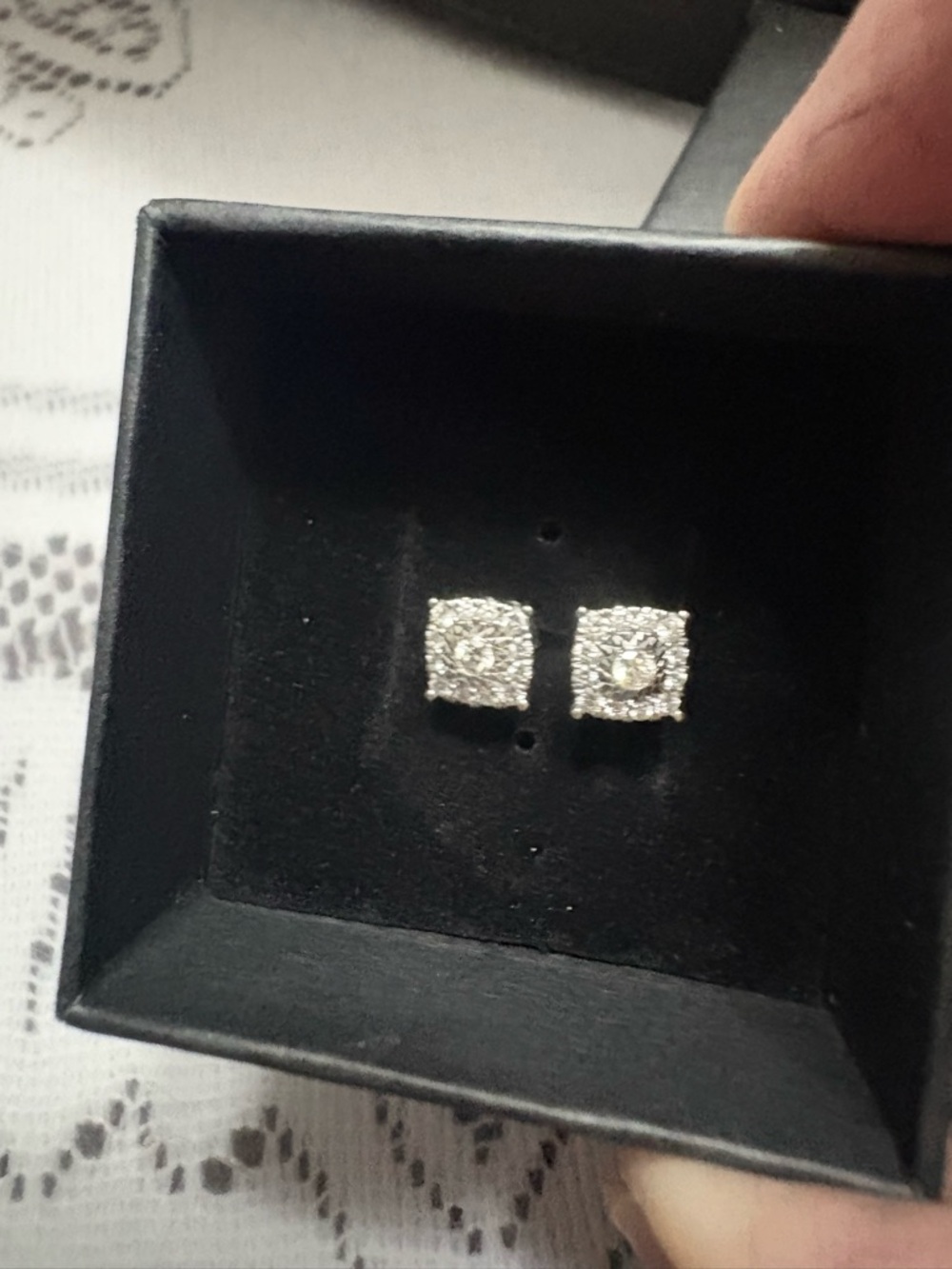 Diamond Stud Earrings 14kt gold - Picture 11 of 13